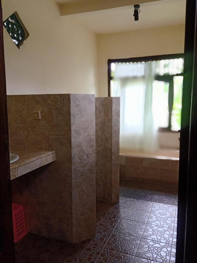 Family Guest House Убуд Екстер'єр фото